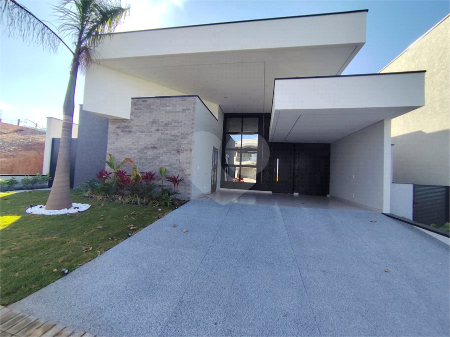 Casa à venda com 3 suítes no condomínio Terras Alpha Nova Esplanada, Votorantim - SP