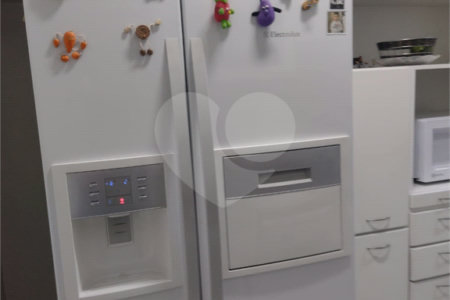 Apartamento à venda com 3 suítes em Vila Suzana, São Paulo, SP