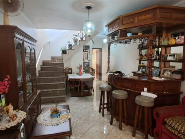 Casa à venda com 3 quartos, sendo 1 suíte,  em Vila Maria, São Paulo, SP