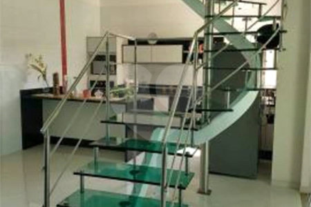 Casa à venda com 4 suítes no condomínio Jardim dos Lagos, Indaiatuba - SP