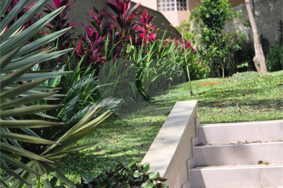 Casa à venda com 3 suítes no condomínio Alpes da Cantareira, Mairiporã - SP
