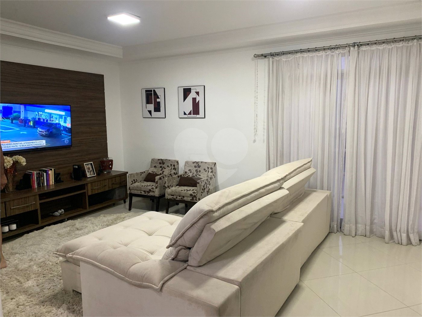 Sobrado à venda com 3 quartos, sendo 1 suíte, em Residencial Novo Horizonte I, Mogi das Cruzes, SP