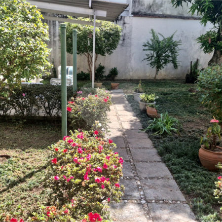 Casa à venda com 4 quartos, sendo 3 suítes,  no condomínio Chácara das Rosas, São Paulo - SP