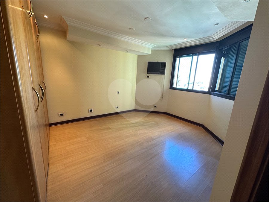 Apartamento à venda com 4 quartos, sendo 3 suítes, em Santana, São Paulo, SP