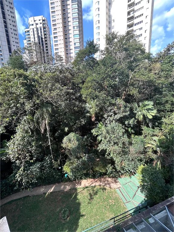 Apartamento à venda com 2 suítes em Parque do Morumbi, São Paulo, SP