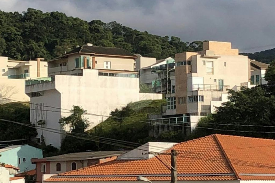Terreno à venda em Horto, São Paulo, SP