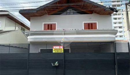 Sobrado à venda com 4 quartos, sendo 2 suítes,  em Jardim Paraíso, São José dos Campos, SP