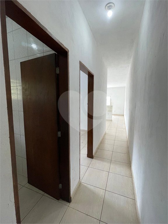 Sobrado à venda com 2 quartos, sendo 1 suíte, em Loteamento Jardim do Sol (mailasqui), São Roque, SP