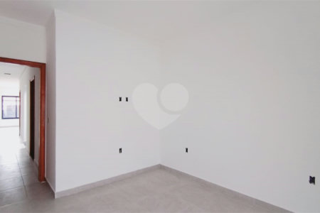 Casa de Vila à venda com 2 quartos em Jardim Jatobá, Sorocaba, SP
