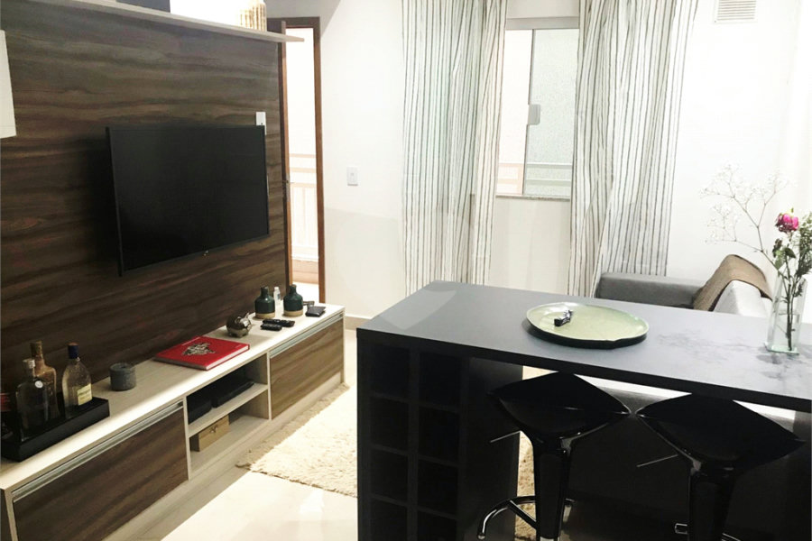 Casa à venda com 2 quartos no condomínio Guganis, São Paulo - SP