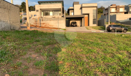 Terreno à venda no condomínio Greenfield, Atibaia - SP