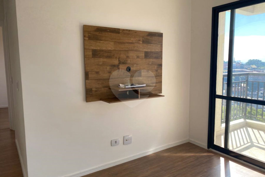 Apartamento à venda ou para alugar com 2 quartos, sendo 1 suíte, em Condomínio Granja Viana Ii, Cotia, SP