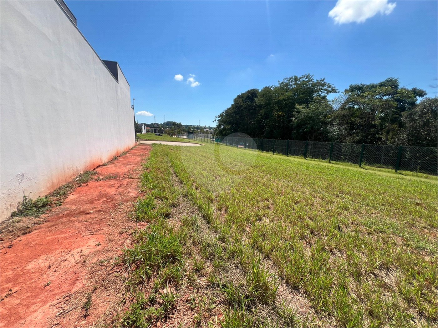 Terreno à venda em Loteamento Residencial Golden Ville, Itapetininga, SP