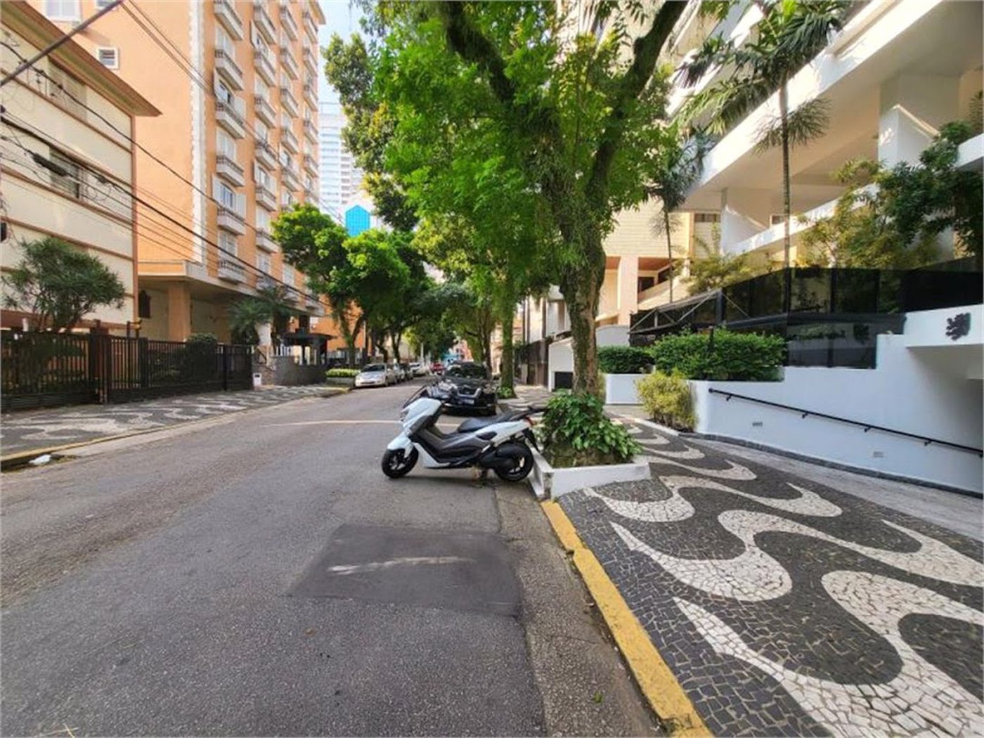 Apartamento Residencial para locação, Gonzaga, Santos - AP0140.