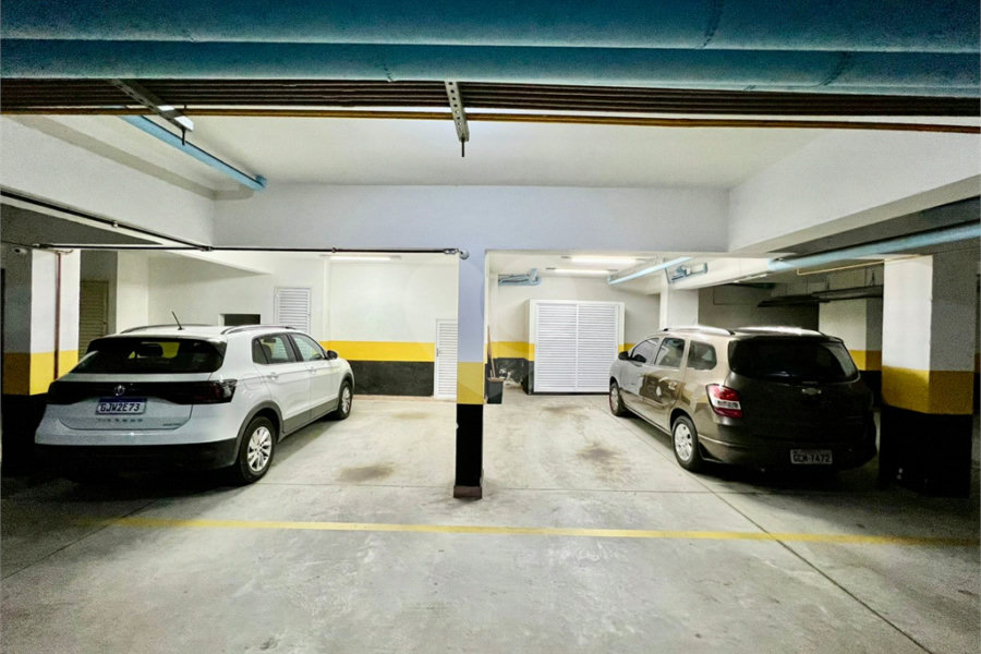 Casa à venda com 3 quartos, sendo 2 suítes,  no condomínio Mirante do Vale, São Paulo - SP