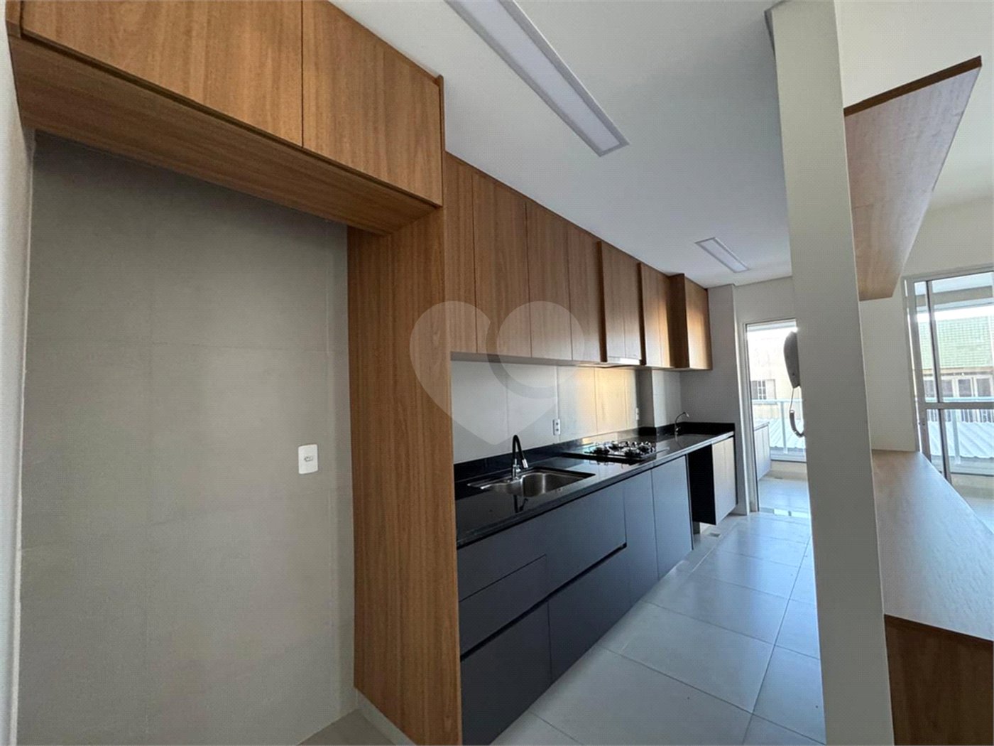 Apartamento à venda com 2 quartos, sendo 1 suíte,  em Jardim Sumaré, Ribeirão Preto, SP