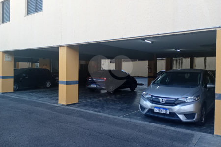 Apartamento à venda com 3 quartos, sendo 1 suíte, em Vila Oliveira, Mogi das Cruzes, SP