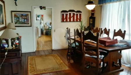 Apartamento à venda ou para alugar com 3 quartos, sendo 1 suíte,  em Moema, São Paulo, SP
