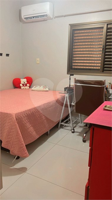 Apartamento à venda com 4 quartos, sendo 1 suíte,  em Jardim das Américas, Cuiabá, MT