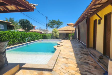 Casa à venda com 3 quartos, sendo 1 suíte, em Rasa, Armação dos Búzios, RJ
