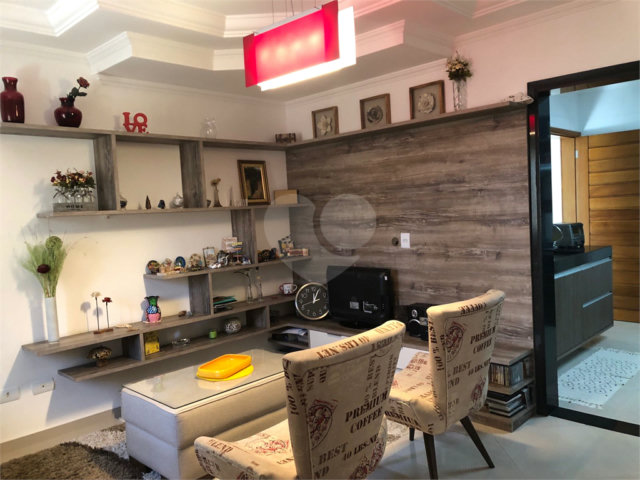 Casa à venda com 3 quartos, sendo 1 suíte,  no condomínio Acjy - Pestana, São Paulo - SP