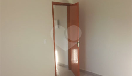 Casa em condomínio para alugar com 2 quartos em Vila Germinal, São Paulo, SP