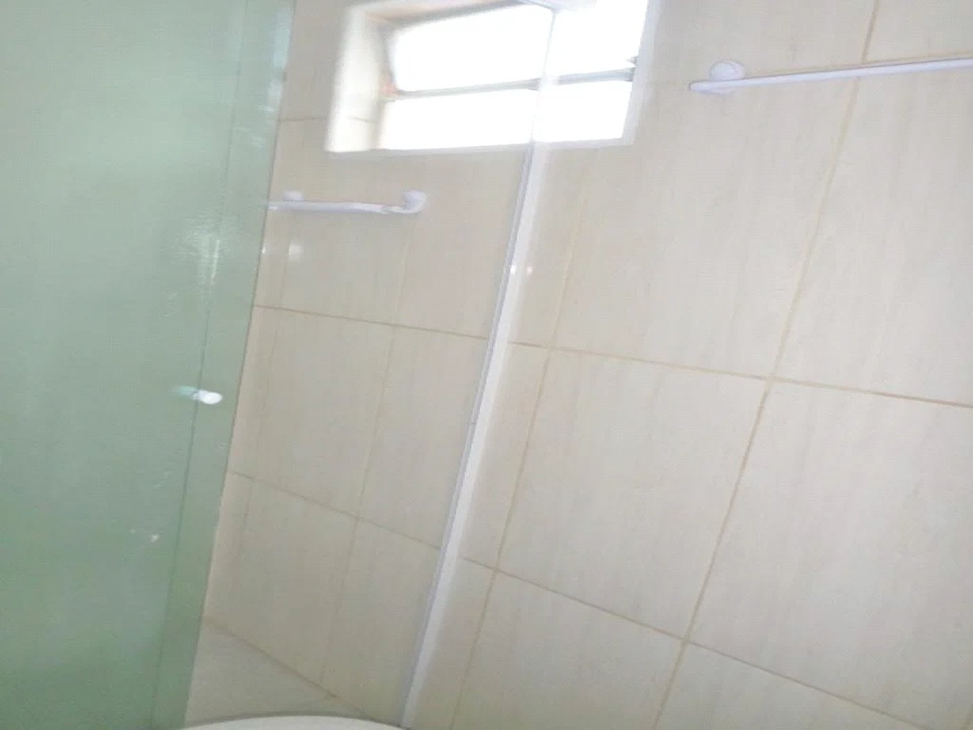 Casa à venda com 6 quartos, sendo 2 suítes, em Vila Universitária, São Paulo, SP
