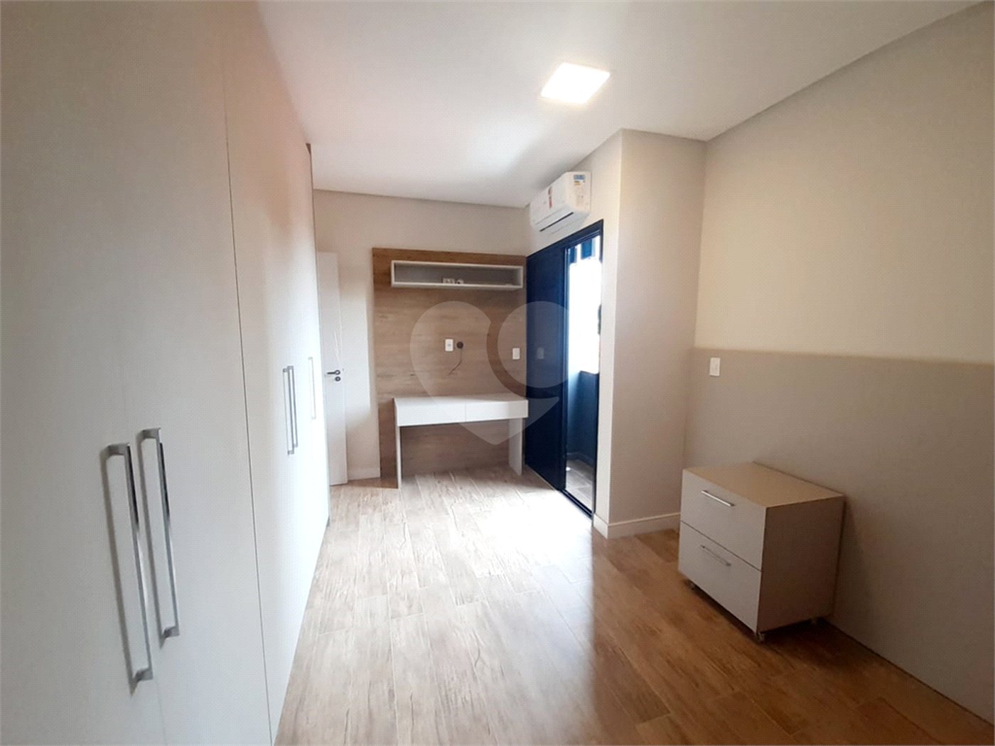 Apartamento para alugar com 3 suítes no Centro, Indaiatuba, SP