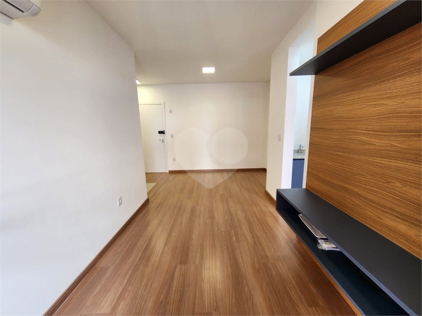 Apartamento à venda com 1 suíte em Jardim Guarujá, Sorocaba, SP