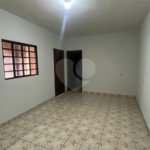 Casa para alugar com 2 quartos, sendo 1 suíte,  em Vila Carolina, Itapetininga, SP
