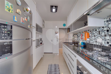 Apartamento à venda com 2 quartos, sendo 1 suíte, em Alto da Boa Vista, São Paulo, SP