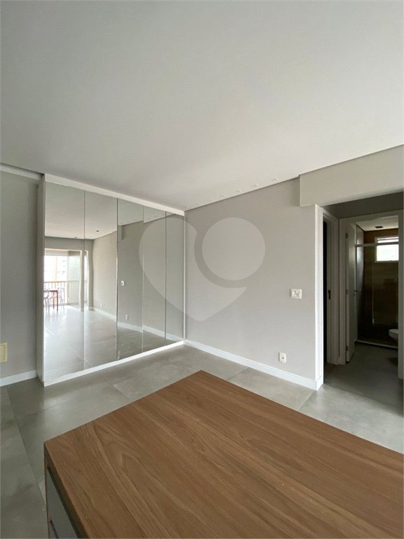 Apartamento para alugar com 2 quartos, sendo 1 suíte,  em Vila Gertrudes, São Paulo, SP