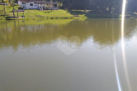 Sítio à venda com 4 quartos, sendo 1 suíte,  em Cruz das Almas, Biritiba-mirim, SP