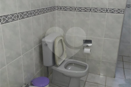 Chácara à venda com 4 quartos, sendo 1 suíte,  em Chácaras Polozzi, Louveira, SP