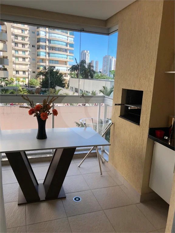 Apartamento à venda com 3 suítes em Santana, São Paulo, SP