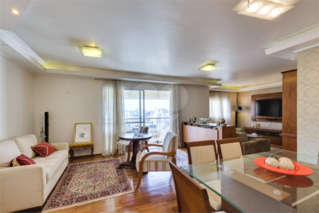 Apartamento à venda com 3 quartos, sendo 2 suítes, em Jardim Marajoara, São Paulo, SP