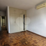 Sobrado para alugar com 3 quartos, sendo 1 suíte,  em Vila Alexandria, São Paulo, SP