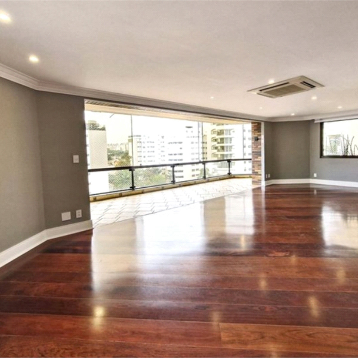 Apartamento à venda com 4 quartos, sendo 3 suítes, em Brooklin, São Paulo, SP
