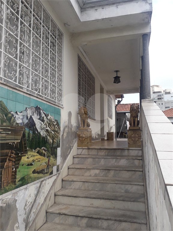 Casa à venda com 4 quartos, sendo 2 suítes, em Santana, São Paulo, SP