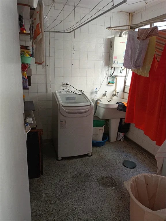 Apartamento à venda com 4 quartos, sendo 1 suíte, em Pinheiros, São Paulo, SP