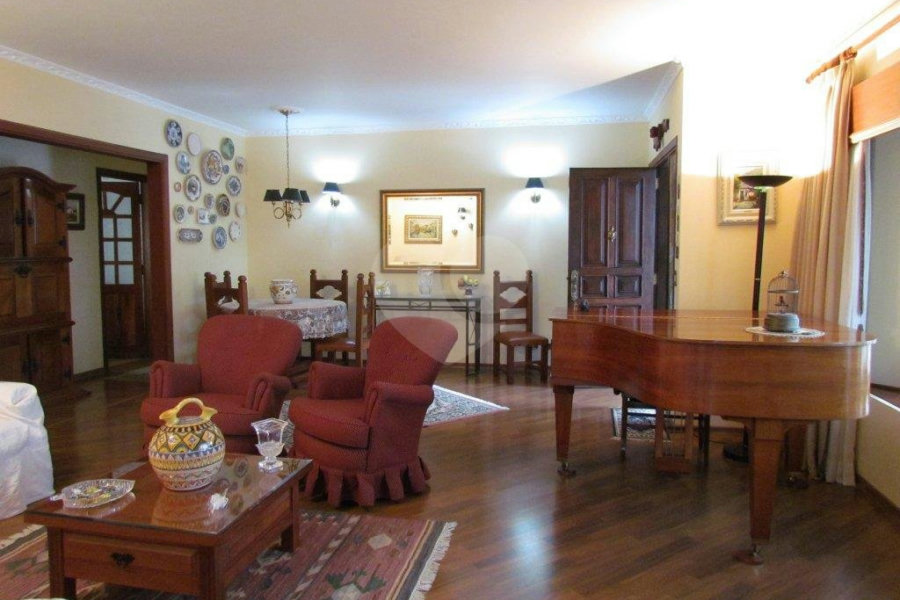 Casa Térrea à venda com 3 quartos, sendo 1 suíte, em Horto Florestal, São Paulo, SP