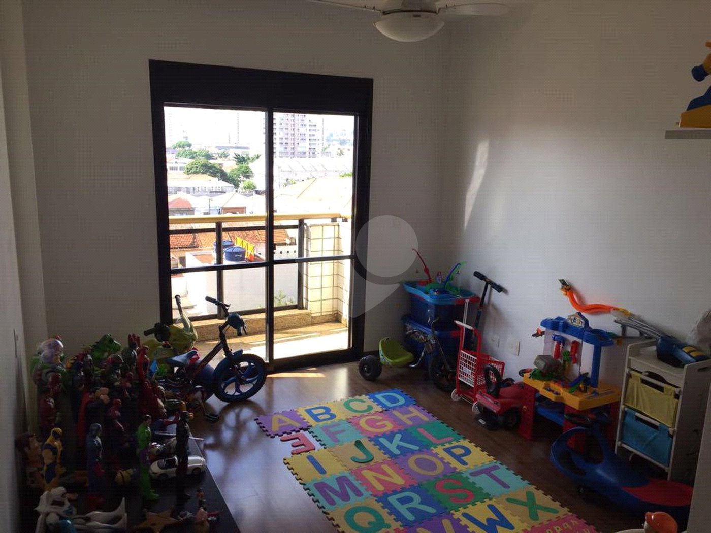Apartamento à venda com 3 suítes em Parque São Jorge, São Paulo, SP