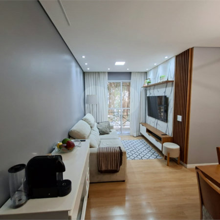 Apartamento à venda com 3 quartos, sendo 1 suíte,  em Jardim das Vertentes, São Paulo, SP