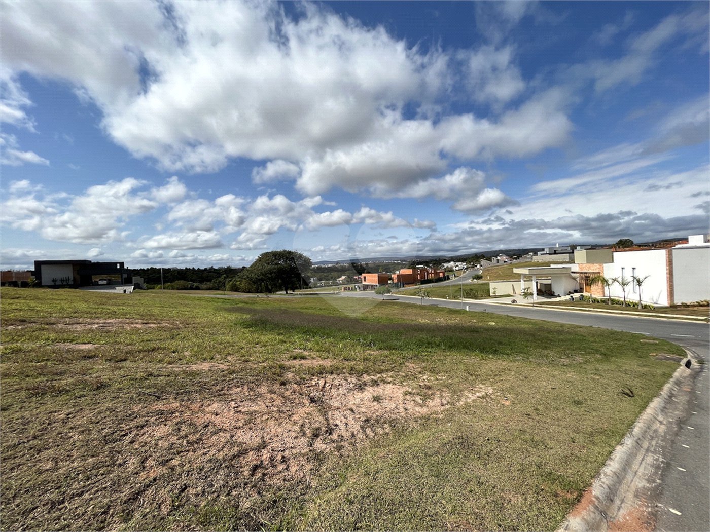 Terreno à venda no condomínio Up Residencial, Votorantim - SP
