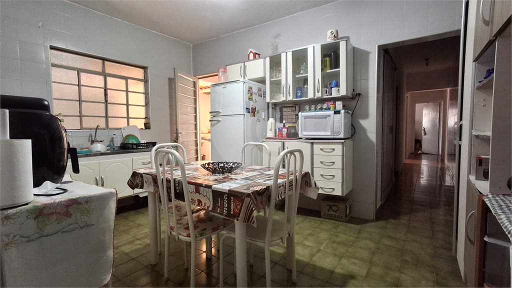 Casa de Vila à venda com 2 quartos em Vila Dylze, Votorantim, SP