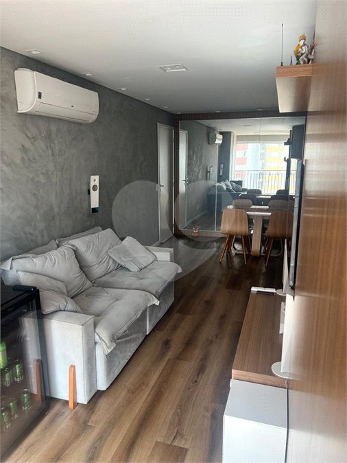 Apartamento à venda com 3 quartos, sendo 1 suíte,  em Jardim Flor da Montanha, Guarulhos, SP