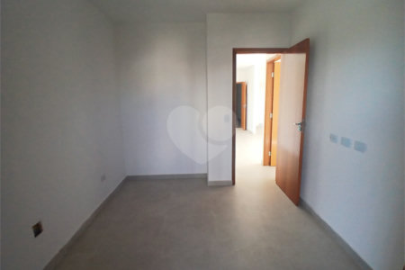Casa à venda com 1 quarto no condomínio Sintra, São Paulo - SP