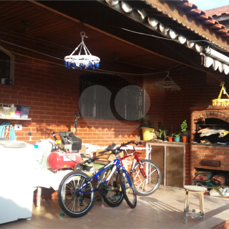 Casa à venda com 3 quartos em Vila Babilônia, São Paulo, SP