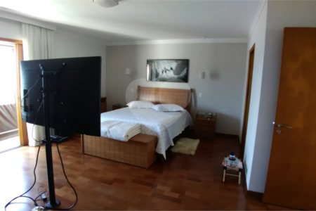 Casa à venda com 3 quartos, sendo 1 suíte, em Tucuruvi, São Paulo, SP