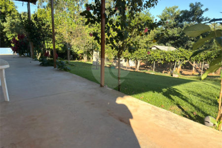 Chácara à venda com 4 quartos, sendo 3 suítes,  em Vila Recreio, Itapetininga, SP